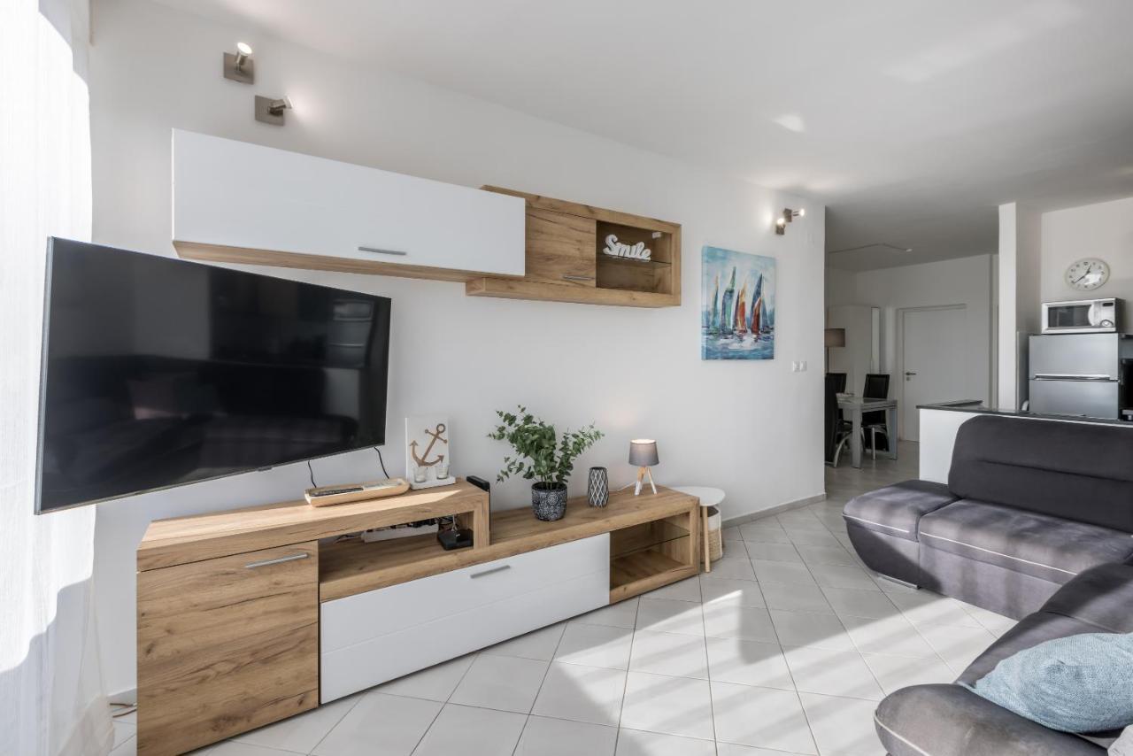 Sundowners Apartment, 52Qm, Double & Single Bed, 10 Min From Old Town Of Split Buitenkant foto