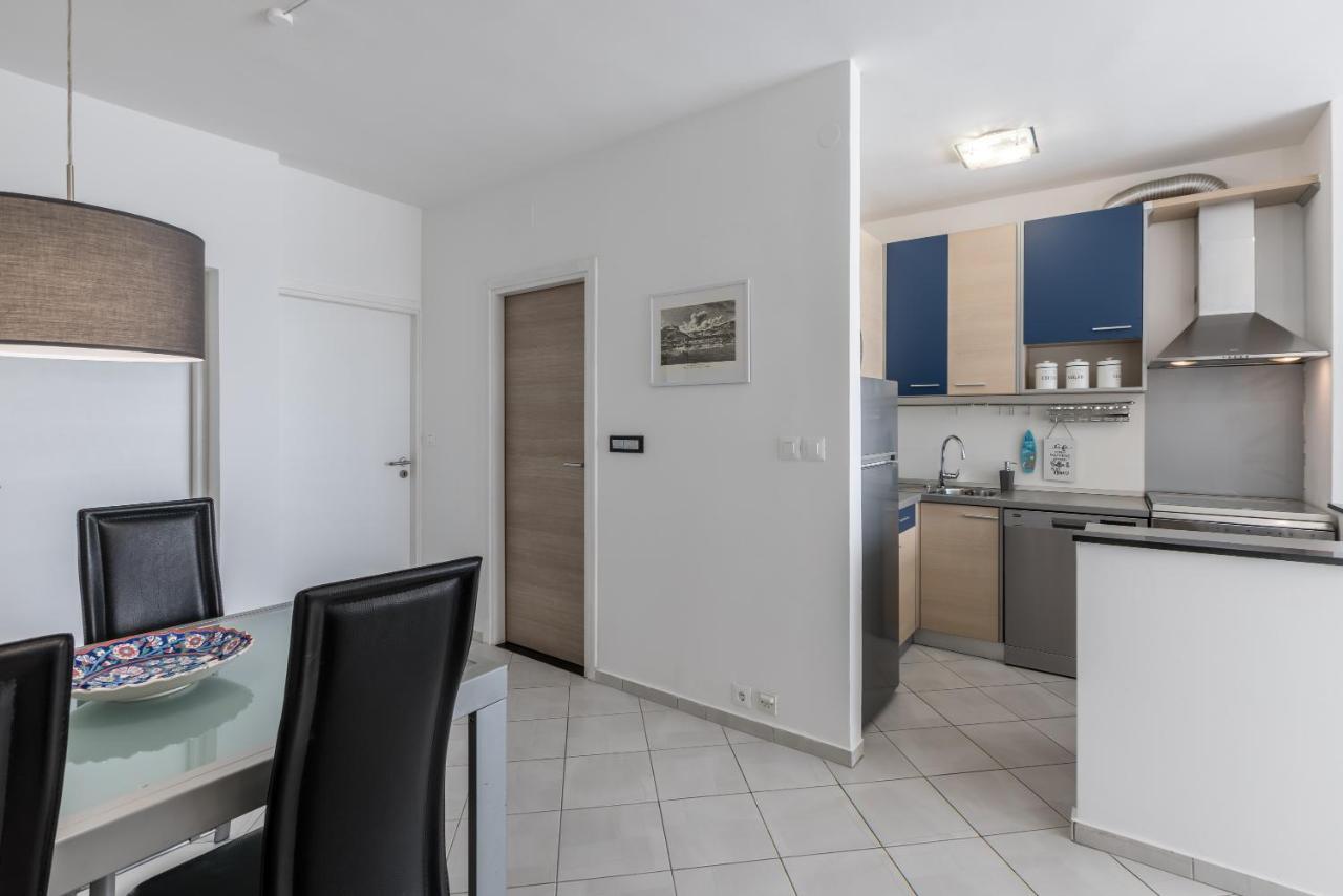 Sundowners Apartment, 52Qm, Double & Single Bed, 10 Min From Old Town Of Split Buitenkant foto